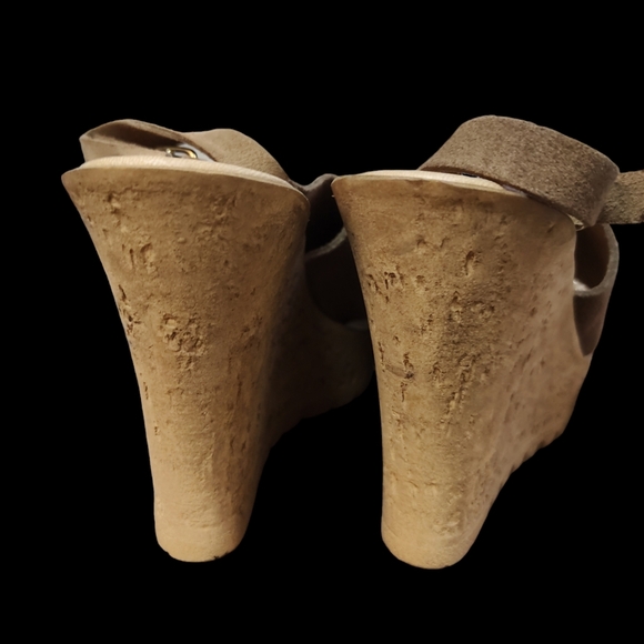 NWOT BAMBOO Italian Leather Suede Wedge Sandals, 7 - Picture 5 of 6